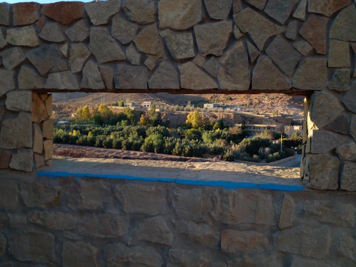 Maison La Lune Des Gorges Tinghir Bagian luar foto