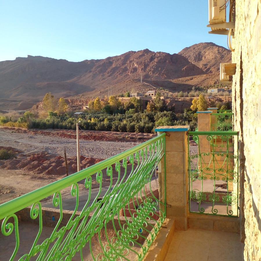 Maison La Lune Des Gorges Tinghir Bagian luar foto