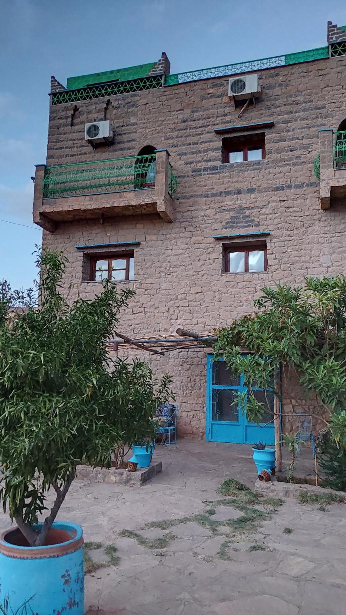Maison La Lune Des Gorges Tinghir Bagian luar foto